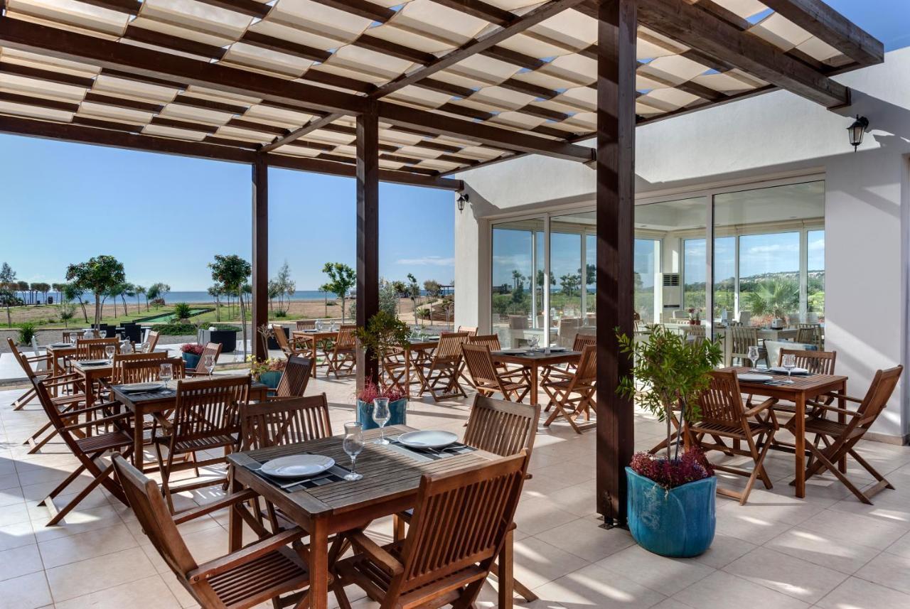 Thalassa Beach Family & Waterpark Resort Vokolidha Exterior photo