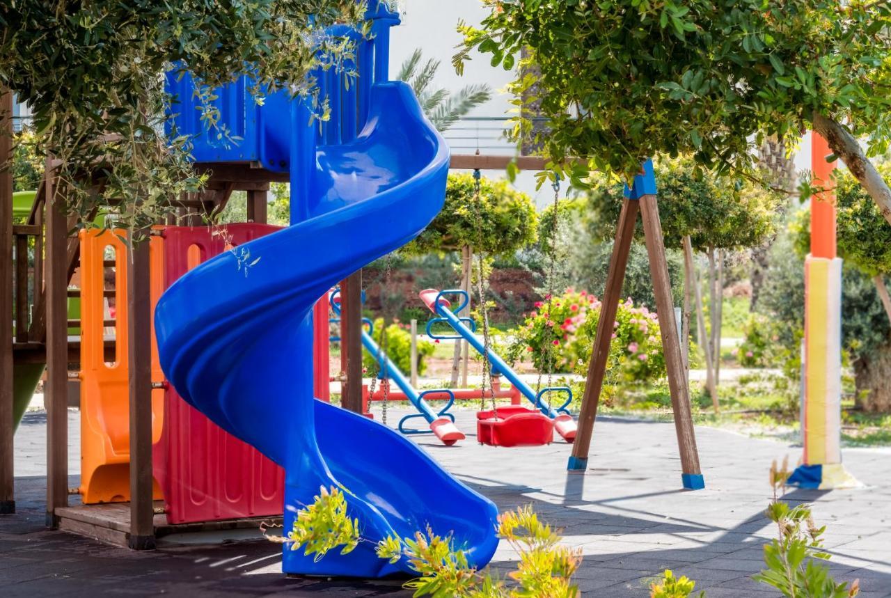 Thalassa Beach Family & Waterpark Resort Vokolidha Exterior photo