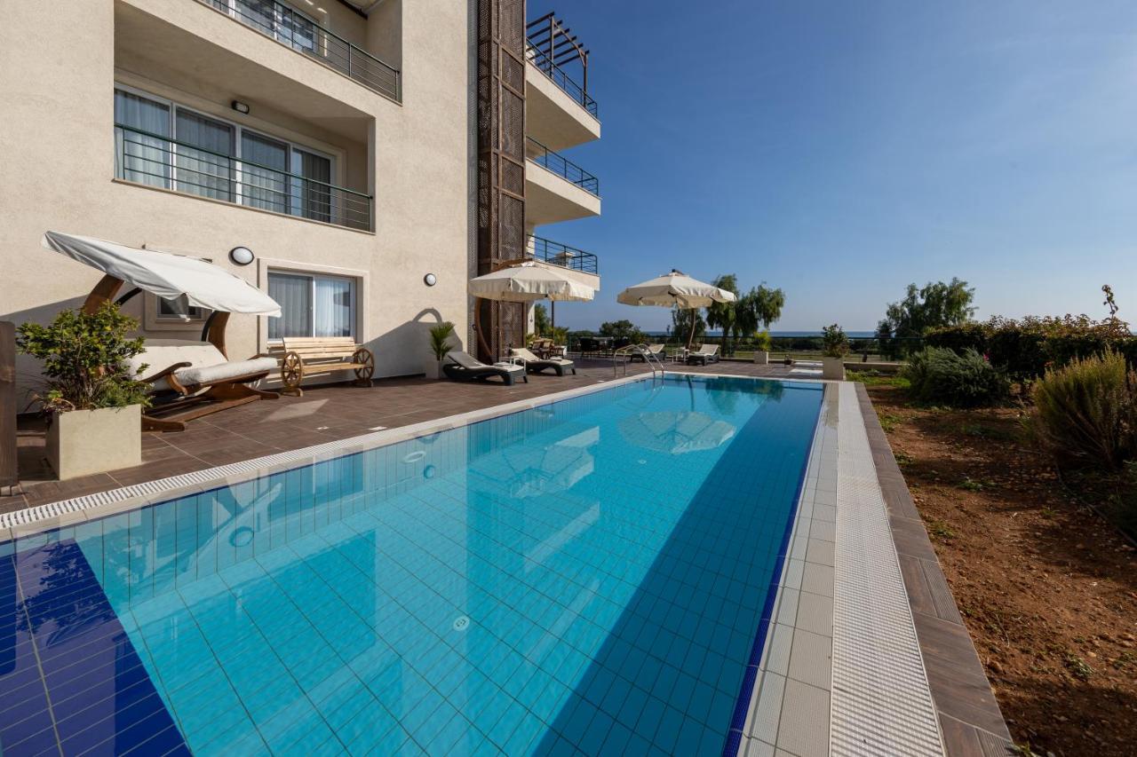 Thalassa Beach Family & Waterpark Resort Vokolidha Exterior photo